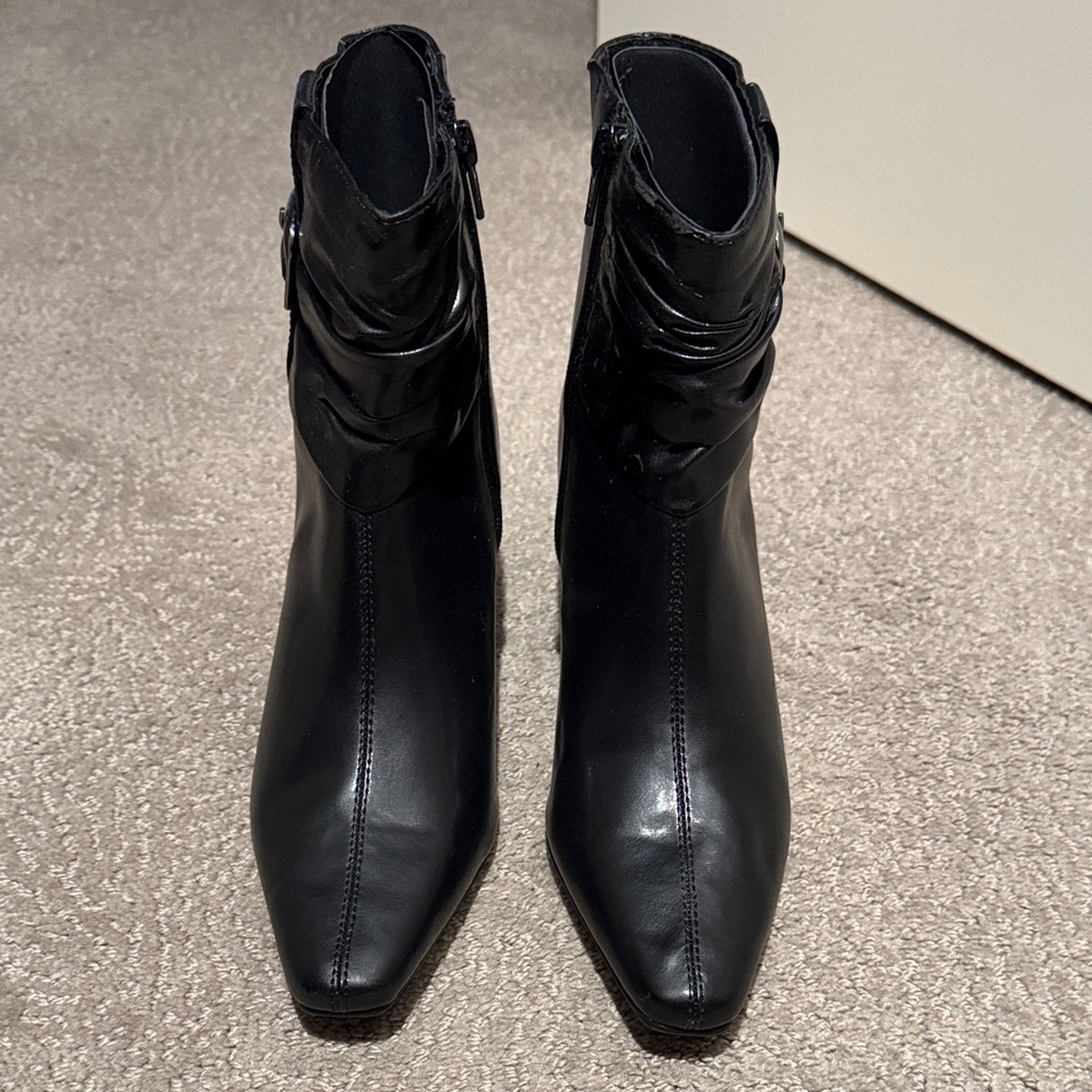NWT Elegant Black Women's Ankle Boots